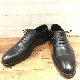 クロケット&ジョーンズの黒 9447 オードリー 内羽根式 ストレートチップシューズの買取実績です。