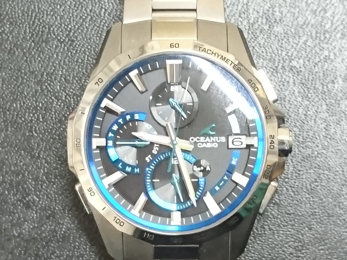 カシオのOCW-S4000-1AJF オシアナス マンタ bluetooth対応 腕時計を 