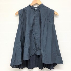 クラネの17年春夏 ネイビー バックプリーツ プルオーバーブラウスの買取実績です。