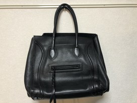 セリーヌの黒　ドラムドカーフ　ラゲージ　ファントムの買取実績です。