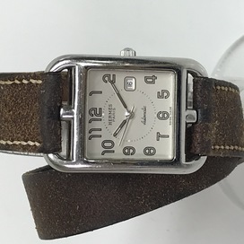 エルメスのケープコッド Wトゥール　CC1.710 　白の買取実績です。