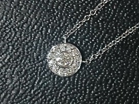 ティファニーのPT950 ソレスト ダイヤペンダントの買取実績です。