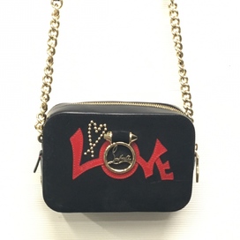 クリスチャンルブタンのカーフレザー×スエード RUBYLOU MINI LOVE ミニチェーンショルダーバッグの買取実績です。