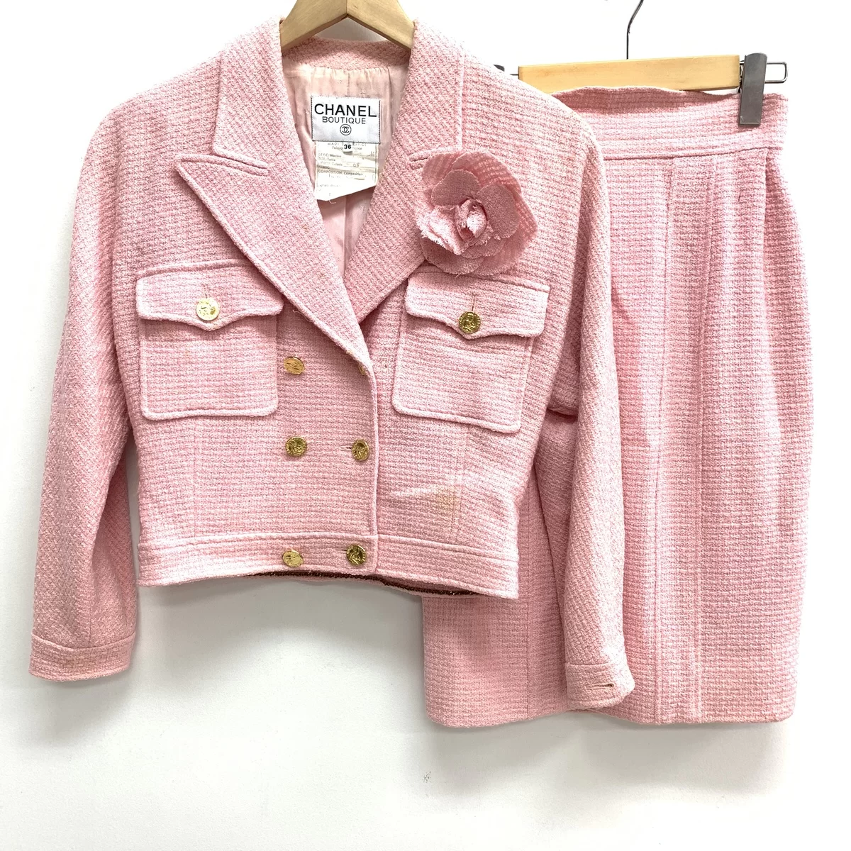 シャネルの80年代 カメリアコサージュ ピンク ツイードセットアップを