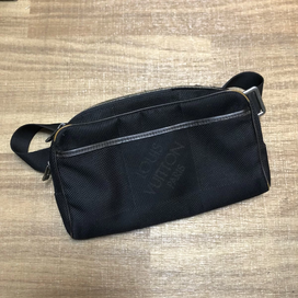 ルイヴィトンの10年 ダミエジェアン アクロバット M93620の買取実績です。