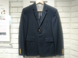トムブラウンの14SS MJC001AW4563 金釦 紺 ブレザー/CLASSIC JACKETの買取実績です。