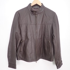 チンクアンタのラムレザー ジップアップ シングルジャケットの買取実績です。