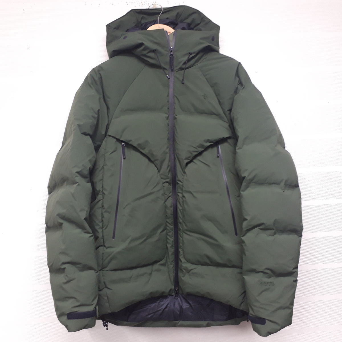 ゴールドウィンのGM29300P Spur Down Jacketダウンジャケットを買取