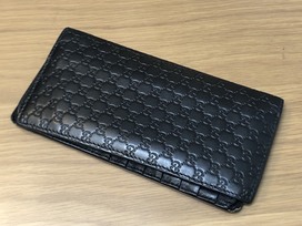 グッチのGGマイクロシマ　黒　449245ｰ2778　長財布/札入れの買取実績です。