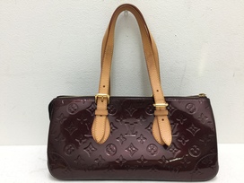 ルイヴィトンの08年製 M93510 ヴェルニ ローズウッド･アヴェニュー アマラントの買取実績です。