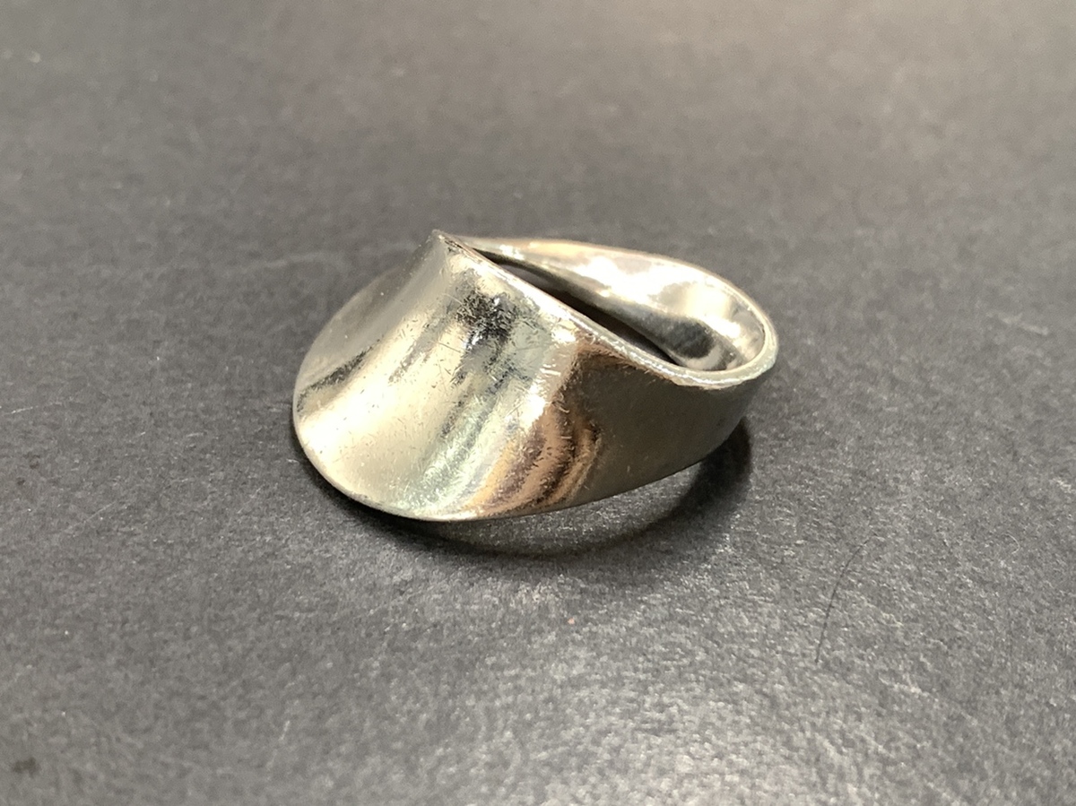 銀座本店でジョージジェンセンのSV925 148刻印のメビウスリングを買取 