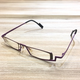 テオのsumerianスーメリアン 度入りレンズ メガネの買取実績です。