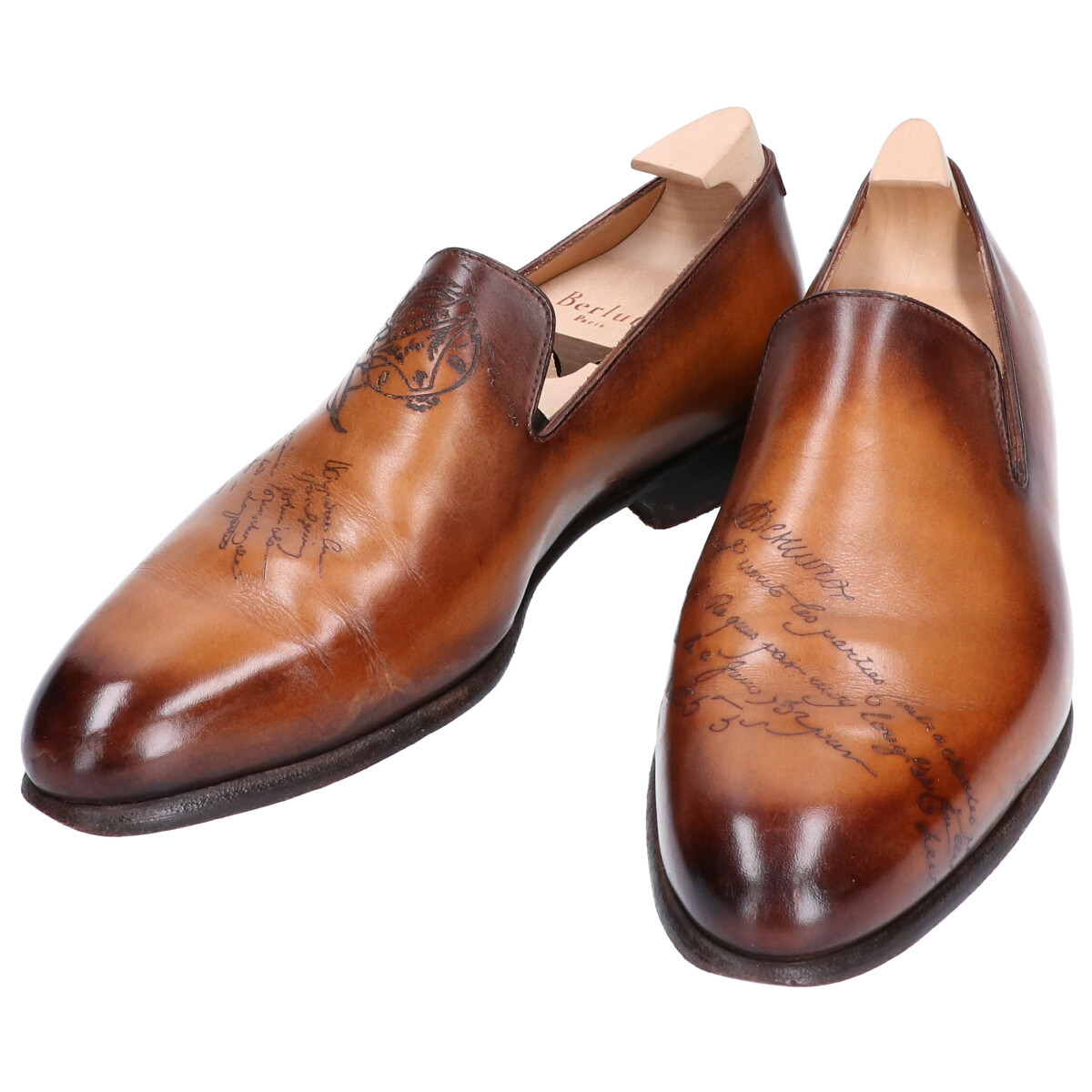 大阪心斎橋店にて、ベルルッティの2017年SSモデルである、カーシヴ