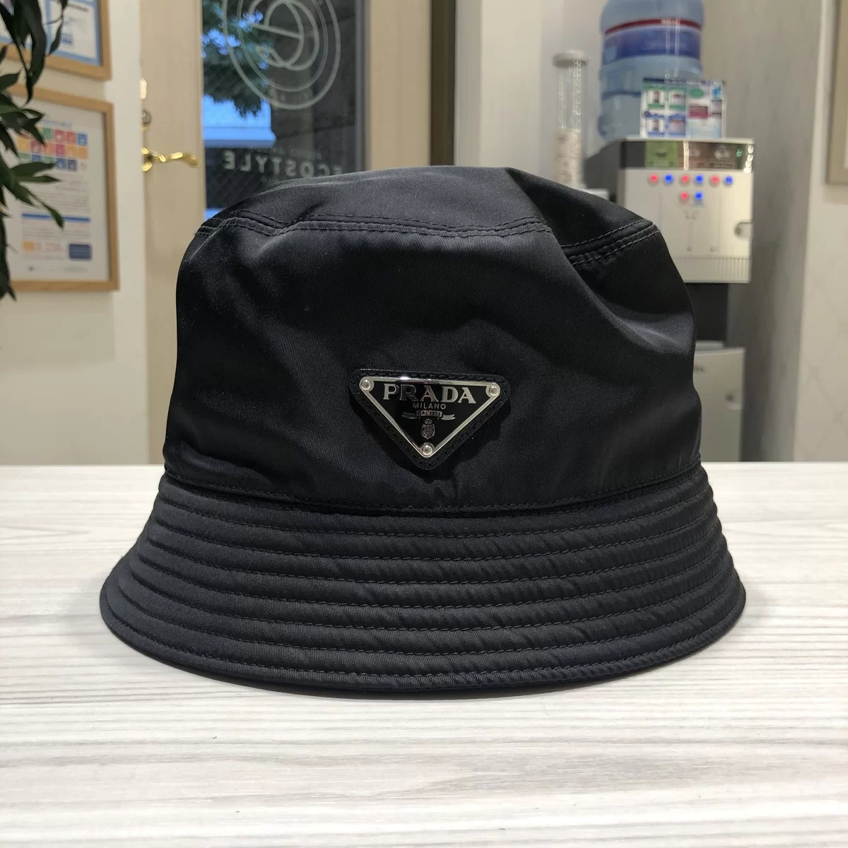 渋谷店で、プラダのナイロンバケットハット(RN.98339-CA.34767)を 渋谷店で、プラダのナイロンバケットハット(RN.98339-CA.34767)を