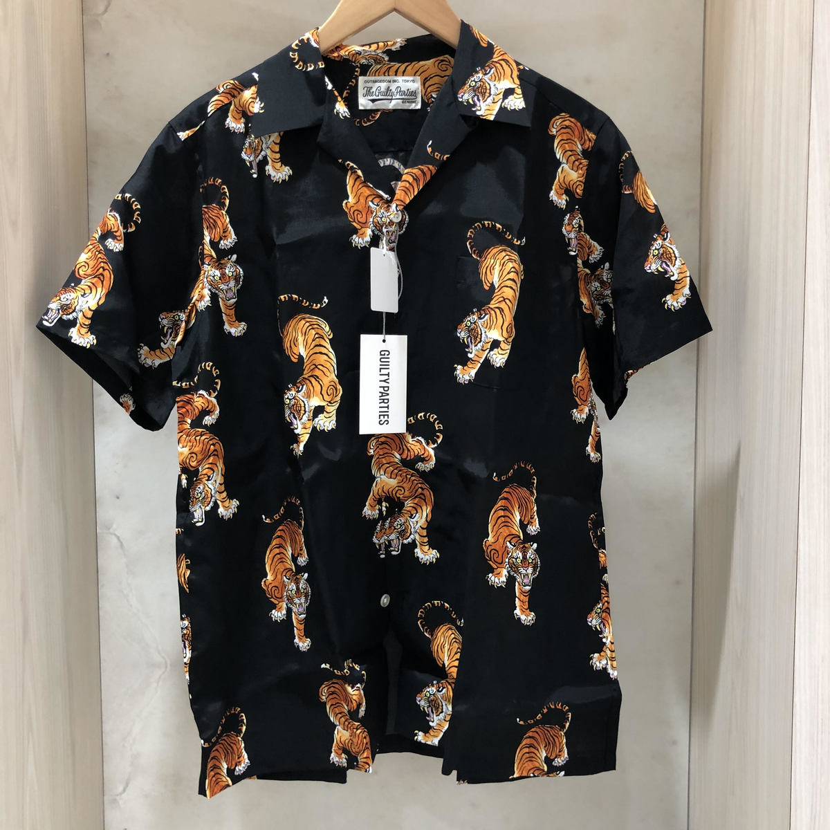 渋谷店で、ワコマリアの虎柄アロハシャツ(×ティリーハイ)を買取りまし