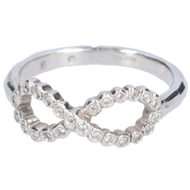 キャシーウォーターマンのPt900/ダイヤモンド25P リボンデザインリングの買取実績です。