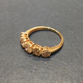 ダイヤモンドのK18 1.50ct 5Pブラウンダイヤモンドリングの買取実績です。