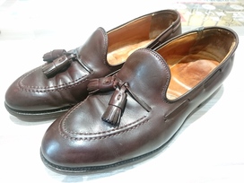 オールデンの663 カーフレザー バーガンディ タッセルローファーの買取実績です。