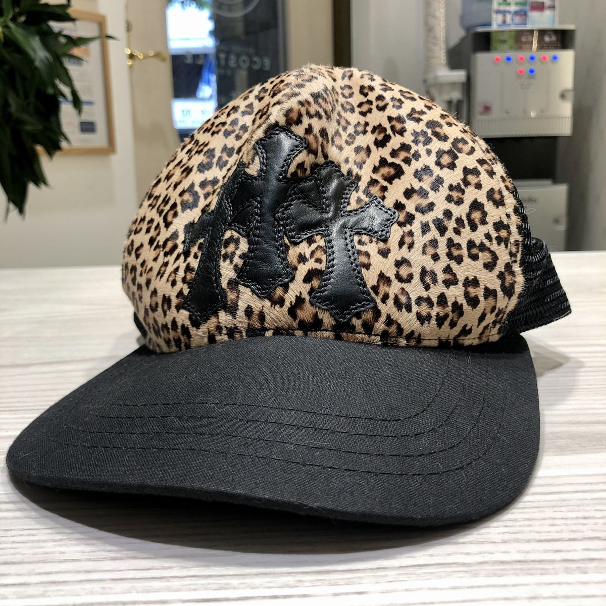 渋谷店で、通常使用感のあるクロムハーツのメッシュキャップを買取まし