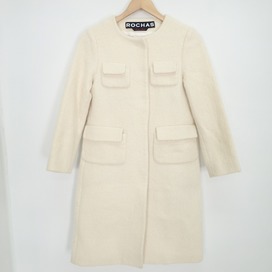 ロシャスのホワイト モヘア 4ポケット ノーカラーコートの買取実績です。