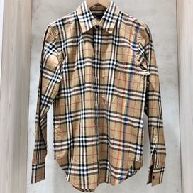 バーバリーのビンテージノヴァチェック レインボー シャツの買取実績です。