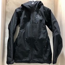 アークテリクス 25695ブラック ベータ SV ジャケット 買取実績です。