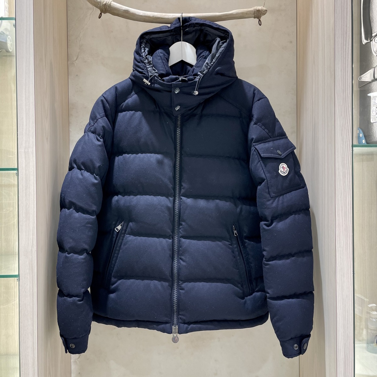 渋谷店で、2018年製のモンクレールのダウンジャケット(モンジュ 