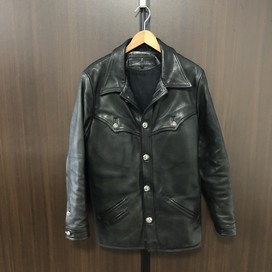 クロムハーツの黒　クロウボタン　HUNTING JACKET(ハンティングジャケット)/レザージャケットの買取実績です。