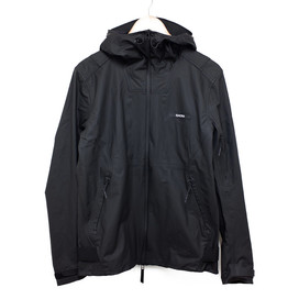 イサオラの4424 ブラック STOEM BONDED SHELL マウンテンパーカーの買取実績です。