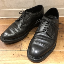 ジョセフチーニー 黒 パンチドキャップトゥ レザーシューズ 買取実績です。