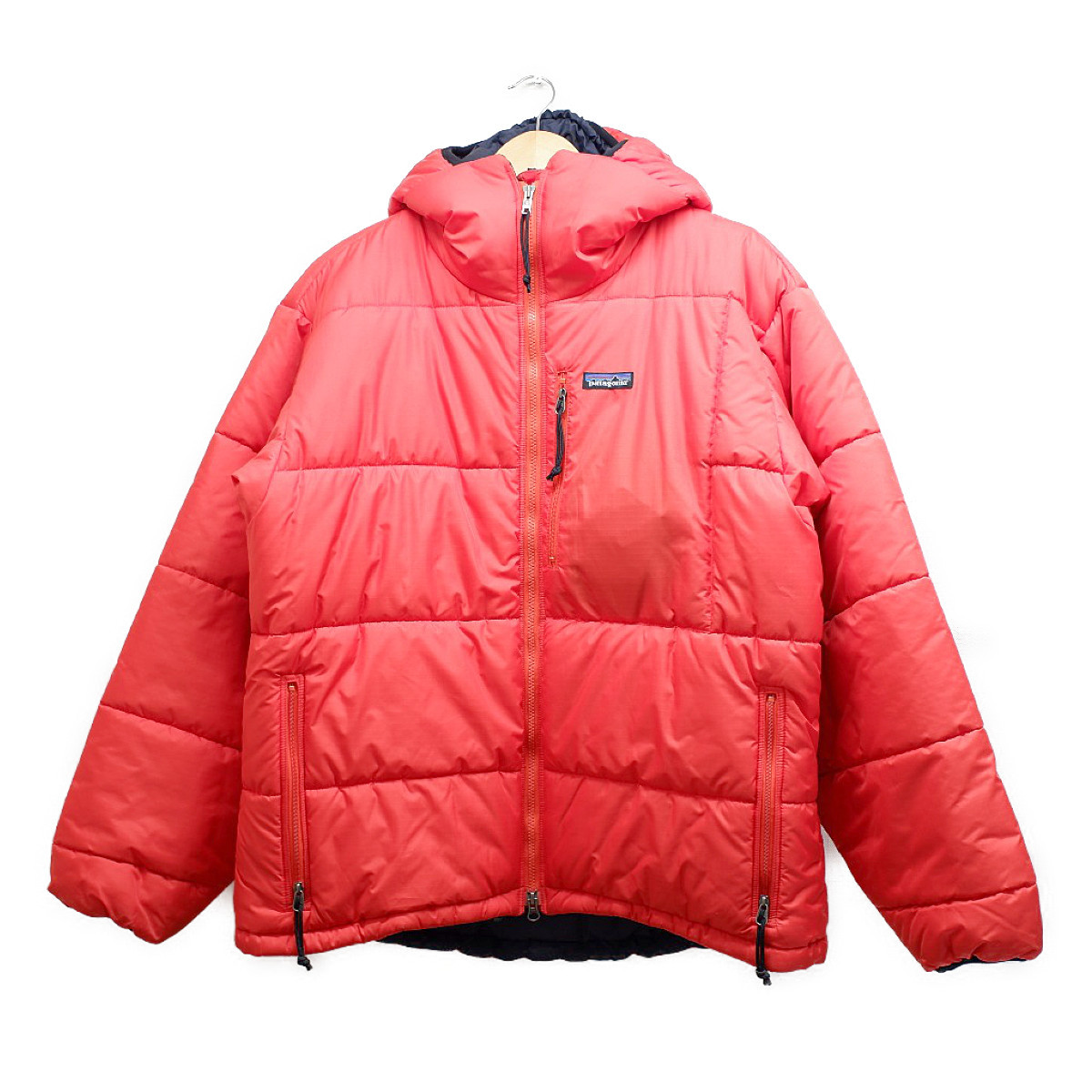 パタゴニアの84098 DAS PARKAダスパーカー 中綿ブルゾンを買取させて