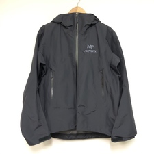 アークテリクス 18年 ネイビー ベータSL ジャケット 買取実績です。