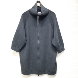 ブルネロクチネリの国内正規品 ハイネック ワイド カシミヤ ニット コートの買取実績です。