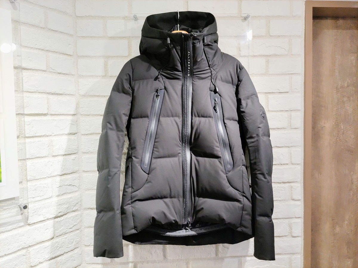 デサントオルテライン マウンテニア 水沢ダウン DAMUGK30UX 新宿店で 
