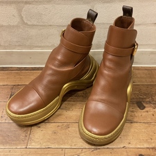 ルイヴィトン LVアークライトライン アンクルブーツ 買取実績です。