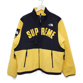 シュプリームのxノースフェイス(THE NORTH FACE) 19年製 アーチロゴデナリフリースジャケット NA119031 L/Gの買取実績です。