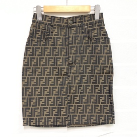 フェンディのズッカ柄 コットン素材 タイトスカートの買取実績です。