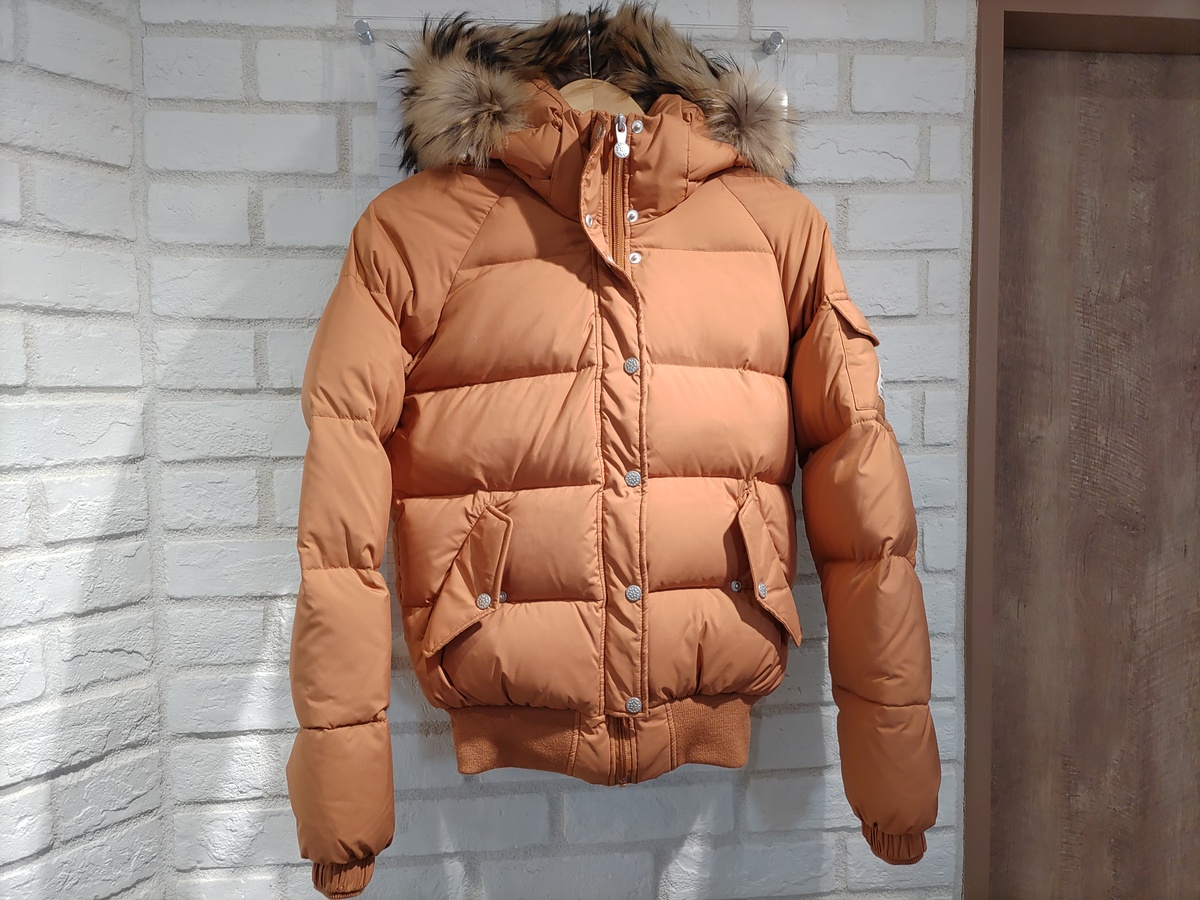 新宿店で、ピレネックスのAVIATOR SOFT FUR ダウンジャケットを買取