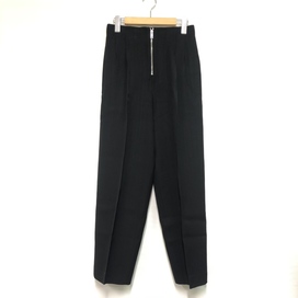 セリーヌのシルク混 2 1Q02/6928 フロントジップ ハイウエストパンツの買取実績です。