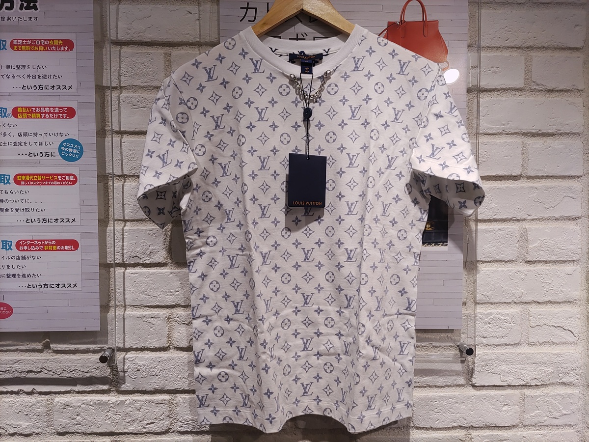 新宿店で、ルイヴィトンの20SS RW202W UYZ FJTS01 LVエスカル クルー 