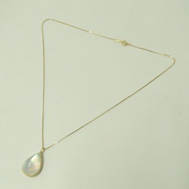 マリハのK18YG アースドロップ 7カラーレインボームーンストーン トップ ネックレスの買取実績です。