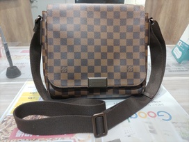 ルイヴィトンの16年製 ダミエ ディストリクトPMの買取実績です。