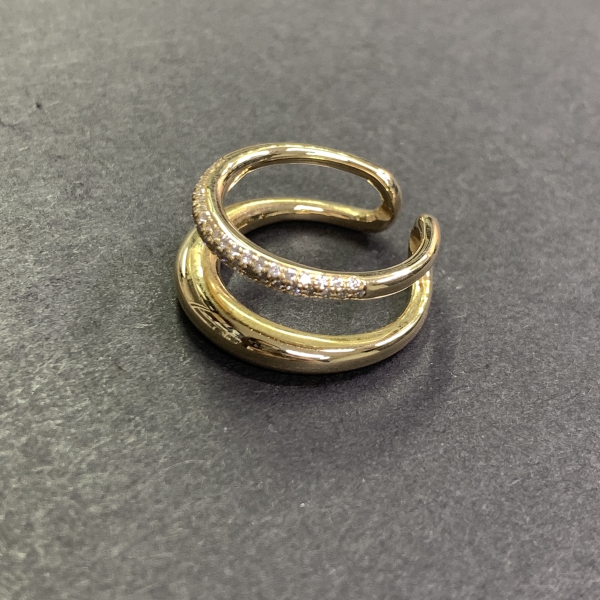 銀座本店で、ガブリエラアルティスの18-091-570-0068 ダイヤモンドと