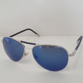 ルイヴィトンのダミエアズール Z0659U コンスピラシオン ティアドロップ パイロット サングラスの買取実績です。