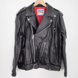 カドヤの黒 レザーダブルライダースジャケットの買取実績です。