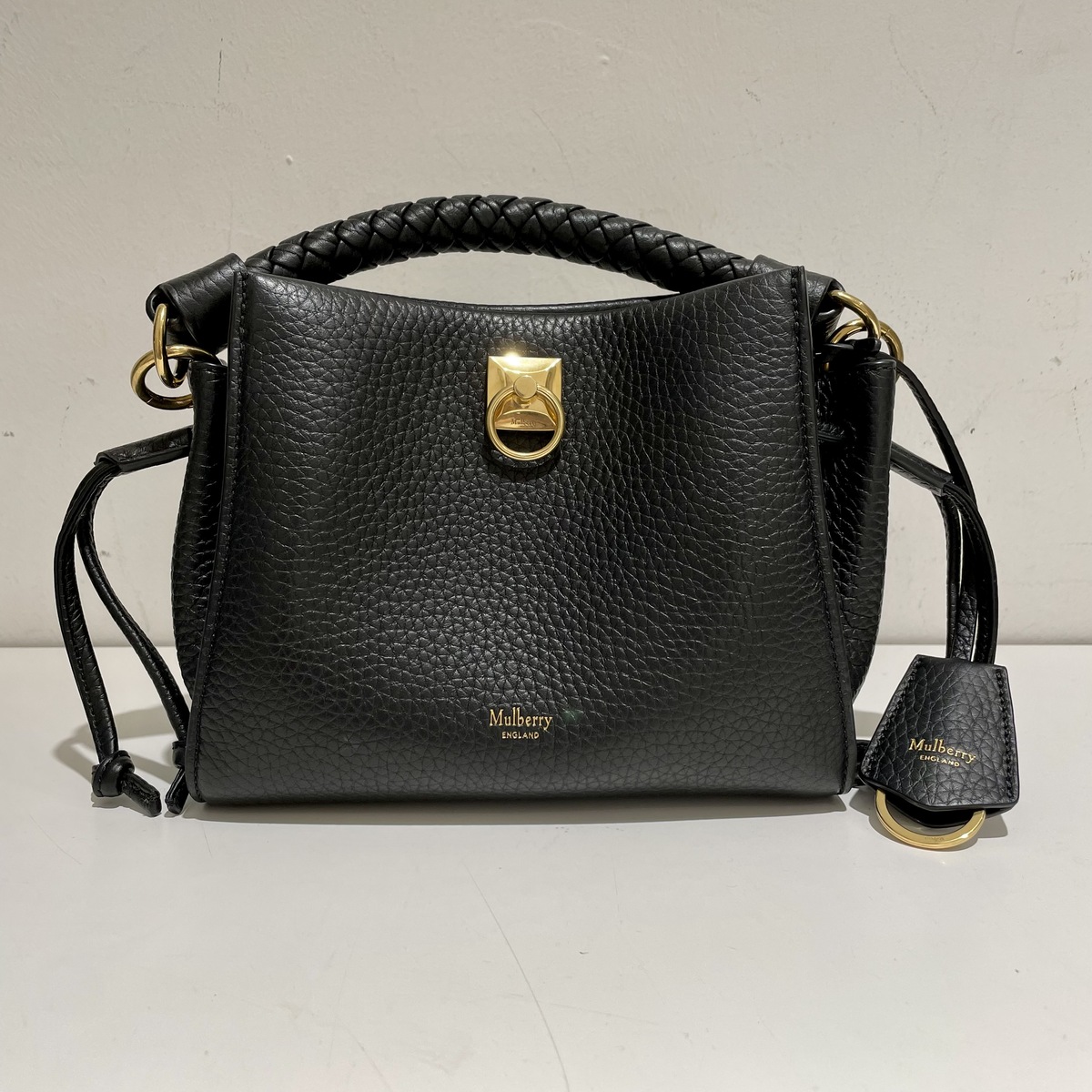 渋谷店で、マルベリーのミニアイリス(RL6583/736A100)を買取しました 