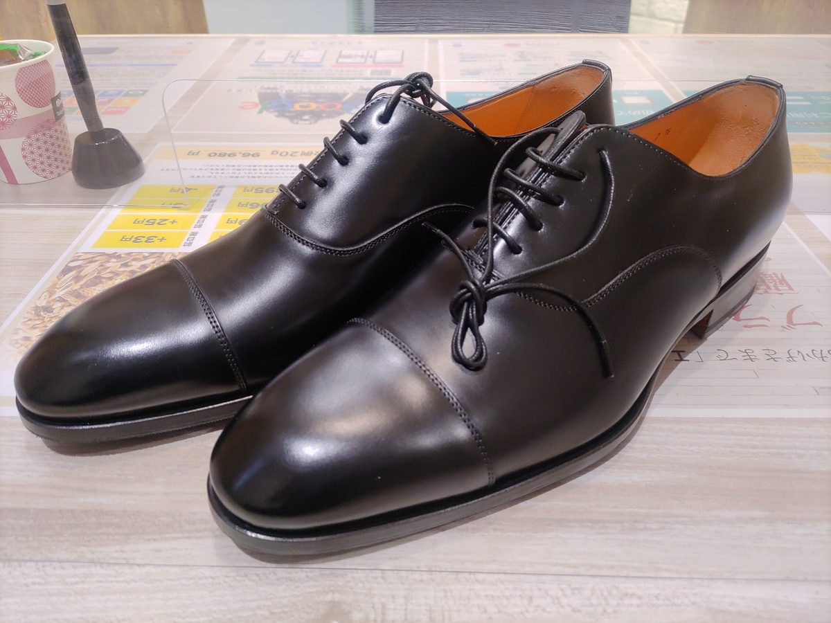 Santoni - サントーニ ホールカット 東京店限定 サントーニ uチップ 7F 