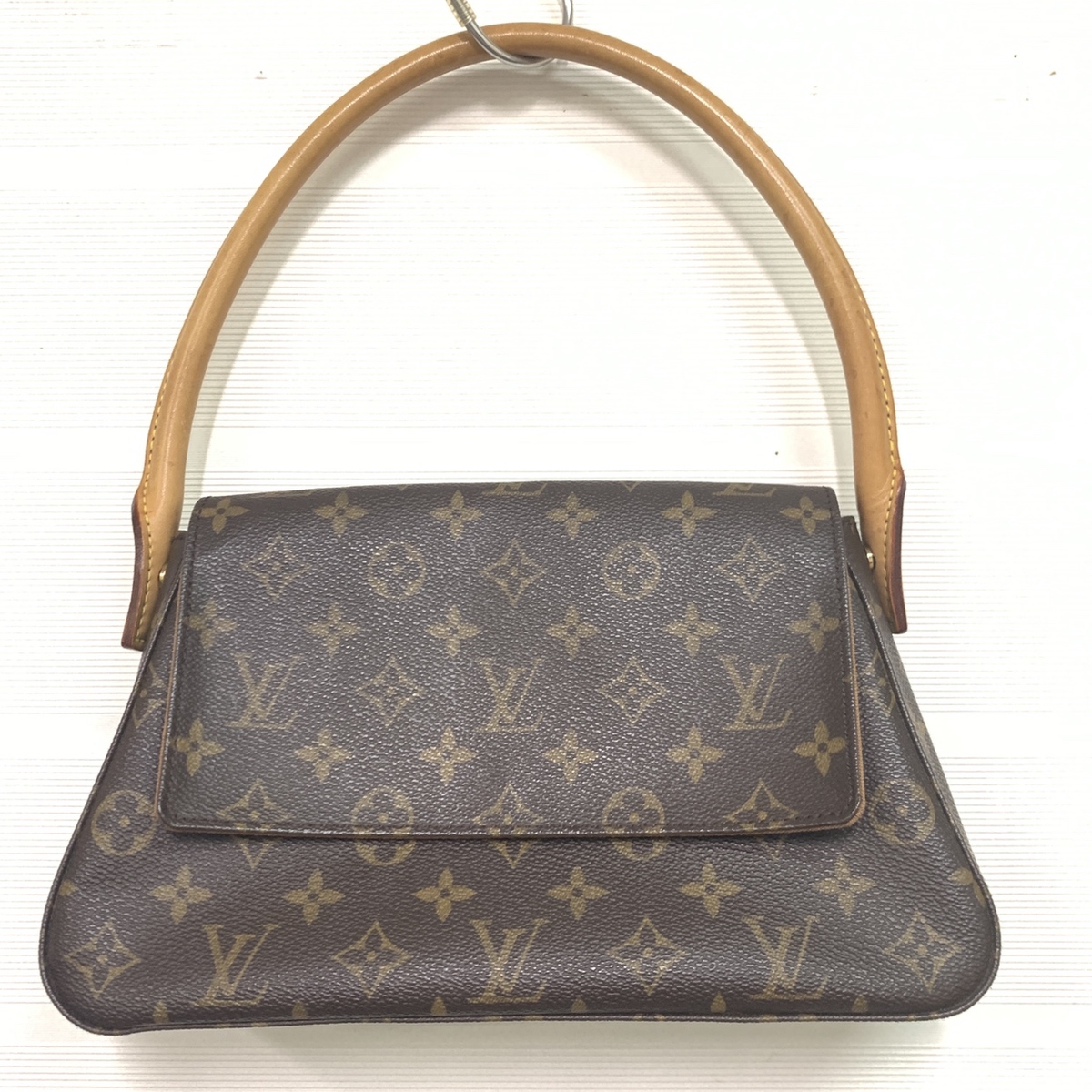 louisvuitton-monogram-802b.jpg