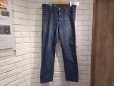 セリーヌ M_SL_002 N102 789D 07ID USED加工 スキニーデニム 買取実績です。