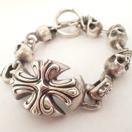 エーアンドジーのSV925/シルバー　スカルクロス  Tバーブレスレットの買取実績です。